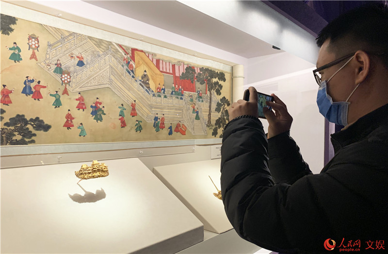 【组图】“中国古代服饰文化展”亮相中国国家博物馆